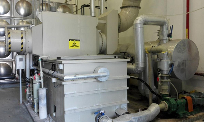 蒸發器設備 蒸發器設備